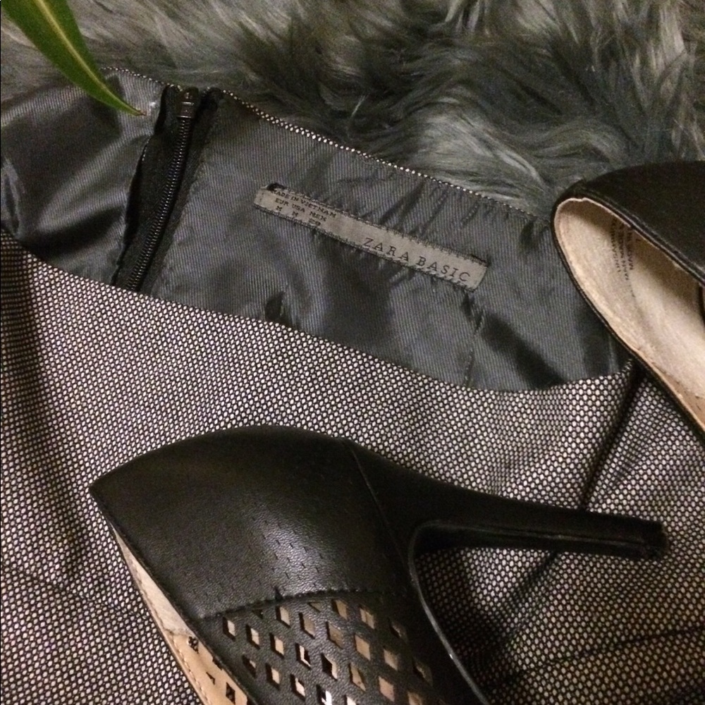 Zara Basic Skirt - image 5